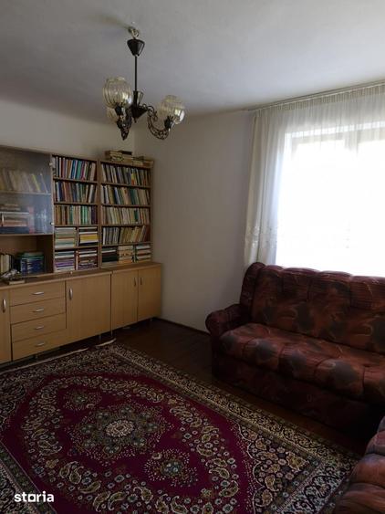 Casă cu 4 camere cu Teren 1280 Mp în Mănăstireni