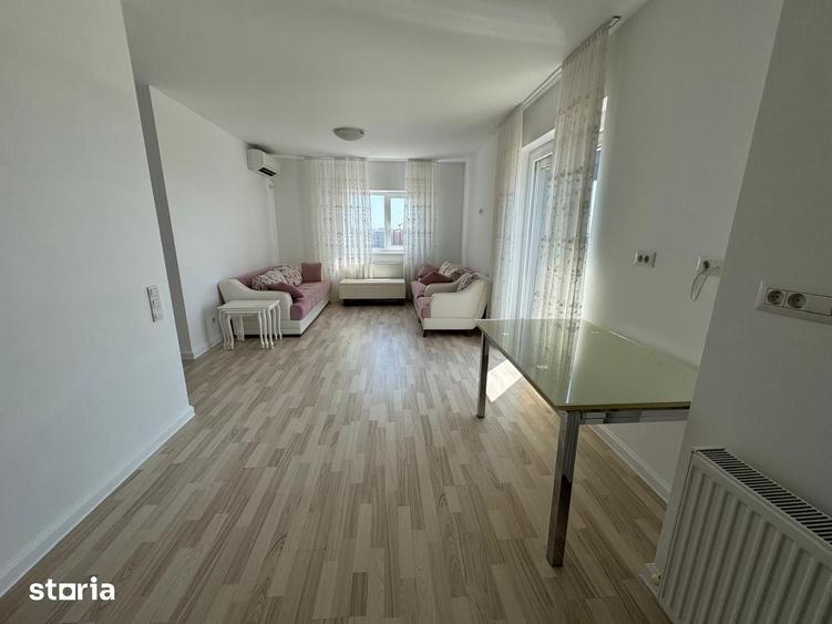Apartament cu 3 camere semidecomandat, mobilat în Ozana