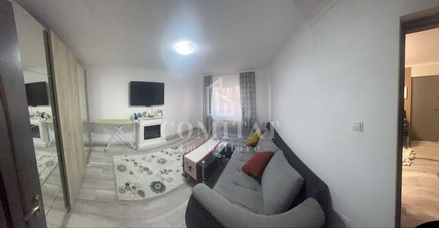 Apartament cu 3 camere decomandat, mobilat în Bulgaria