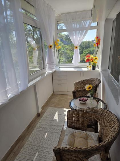 Apartament cu 2 camere decomandat în Nicolina