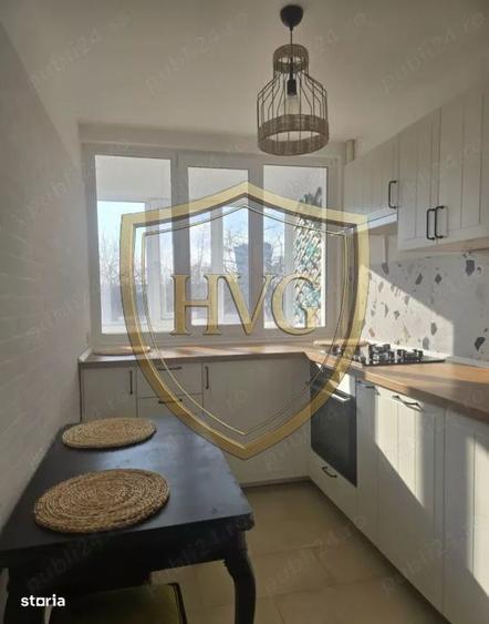 Apartament cu 2 camere semidecomandat, mobilat în Tei