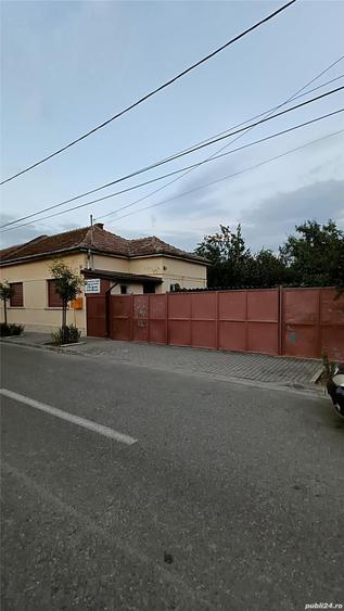 Casă cu 4 camere cu Teren 1100 Mp în Fratelia
