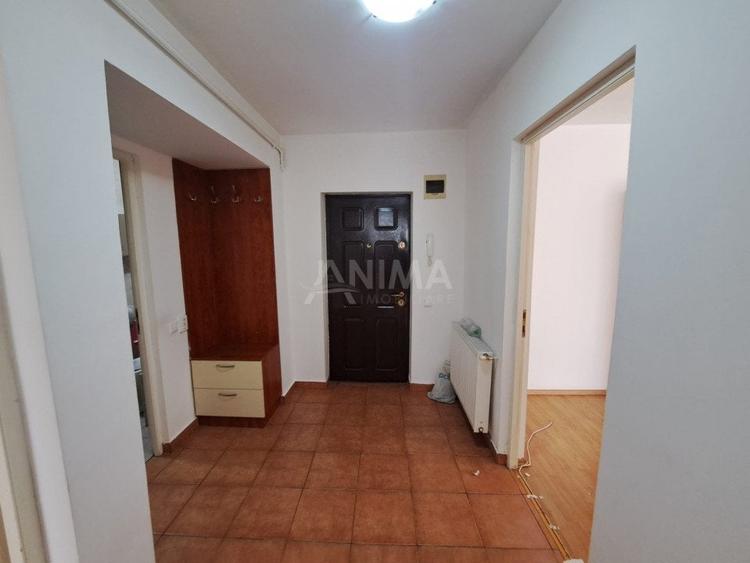 Apartament cu 2 camere decomandat, mobilat în Central