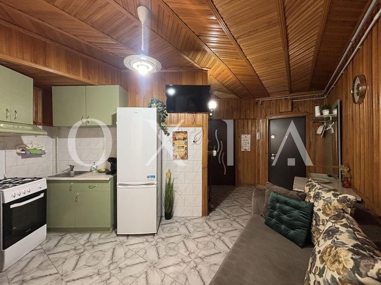 Apartament cu 2 camere semidecomandat, mobilat în Lipovei