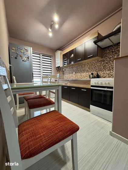 Apartament cu 3 camere în Tudor Vladimirescu