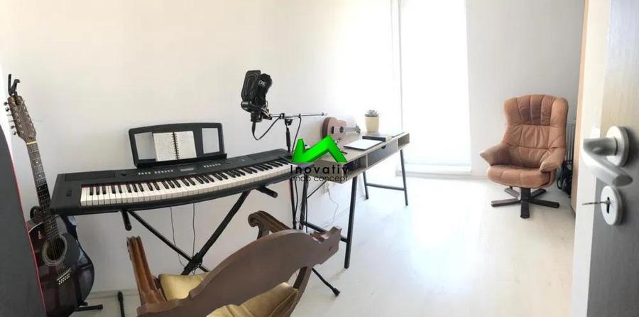 Apartament cu 3 camere decomandat în Turnișor