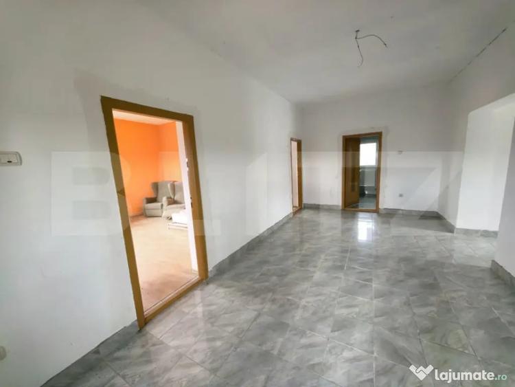 Casă cu 4 camere cu Teren 1240 Mp în Țibana
