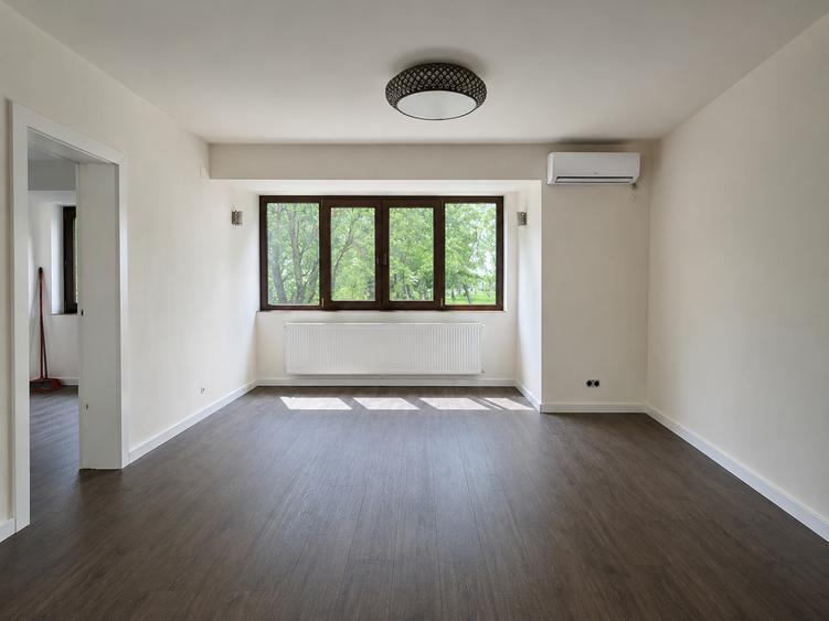 Apartament 3 camere Eroii Revolutiei RENOVAT cu PARCARE - 1
