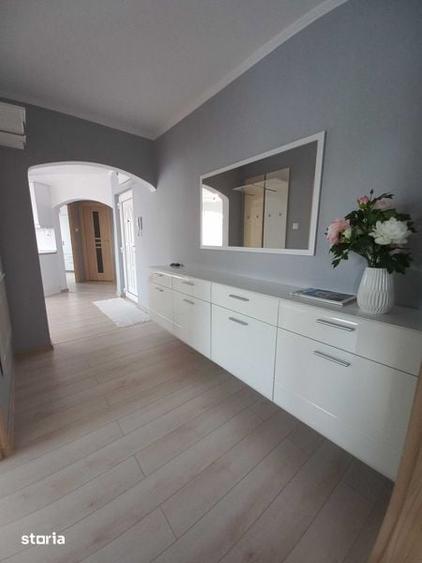 Apartament de vanzare, cu 4 camere, situat in zona garii - 5