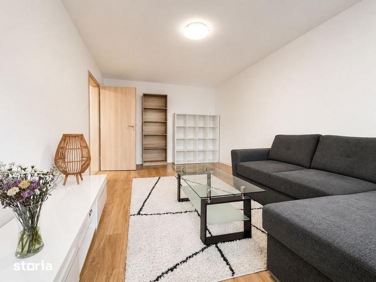 Apartament cu 3 camere decomandat în Zorilor