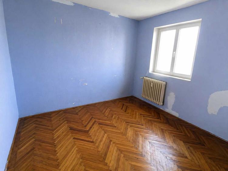 Apartament cu 2 camere decomandat în Radu Negru