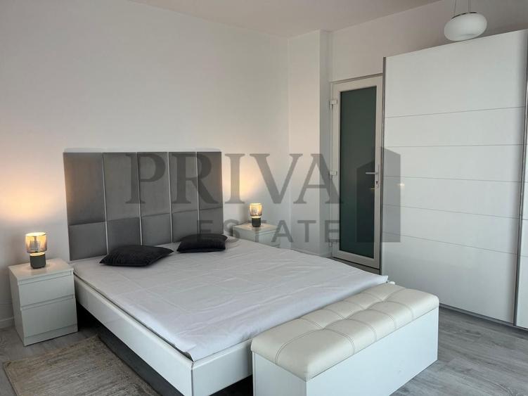 Apartament cu 3 camere decomandat, mobilat în Torontalului