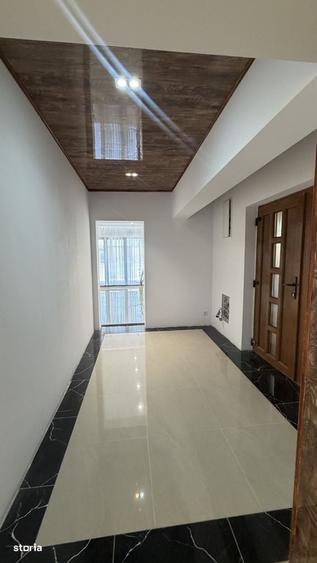 Apartament cu 4 camere în Sud
