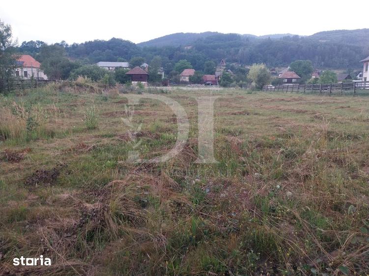 Teren, 3 401 m2, - 4