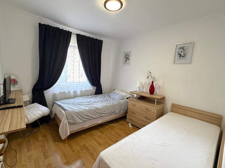 Apartament cu 2 camere semidecomandat în Craiter