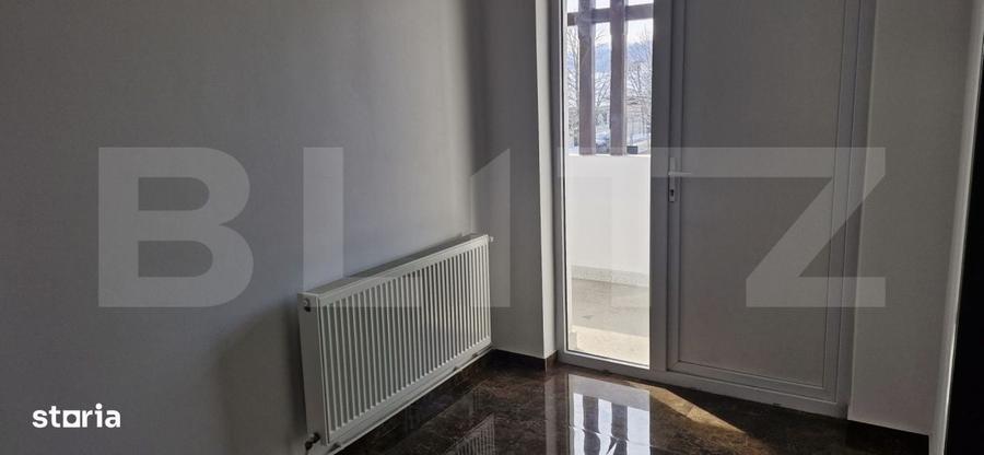 Spațiu comercial, de 300 mp, în Central