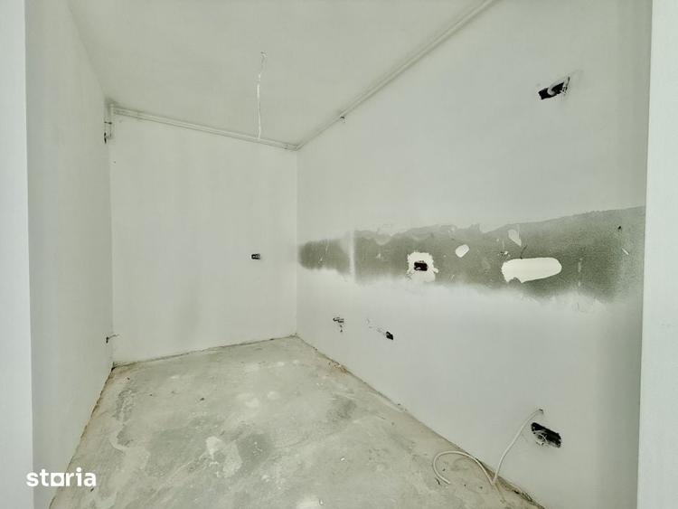 Apartament cu 3 camere decomandat în Ștefan cel Mare