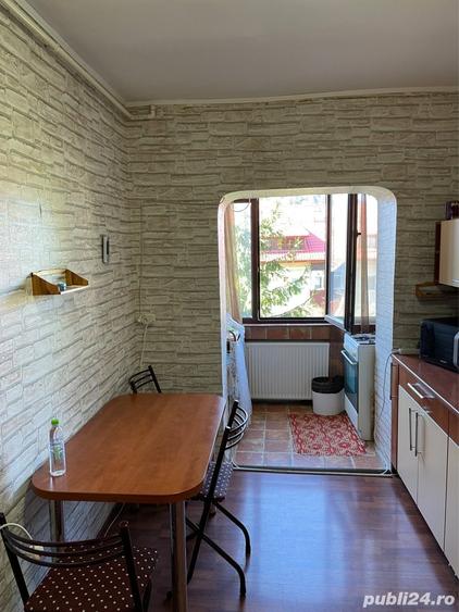 Apartament cu 3 camere decomandat în Predeal