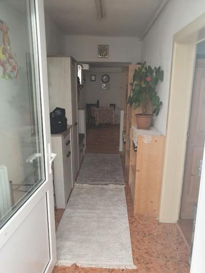 Casă individuală cu 2 camere cu Canalizare în Vasile Aaron