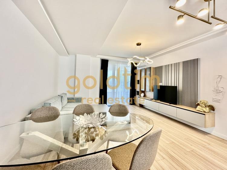 Apartament cu 4 camere decomandat, mobilat în Pipera