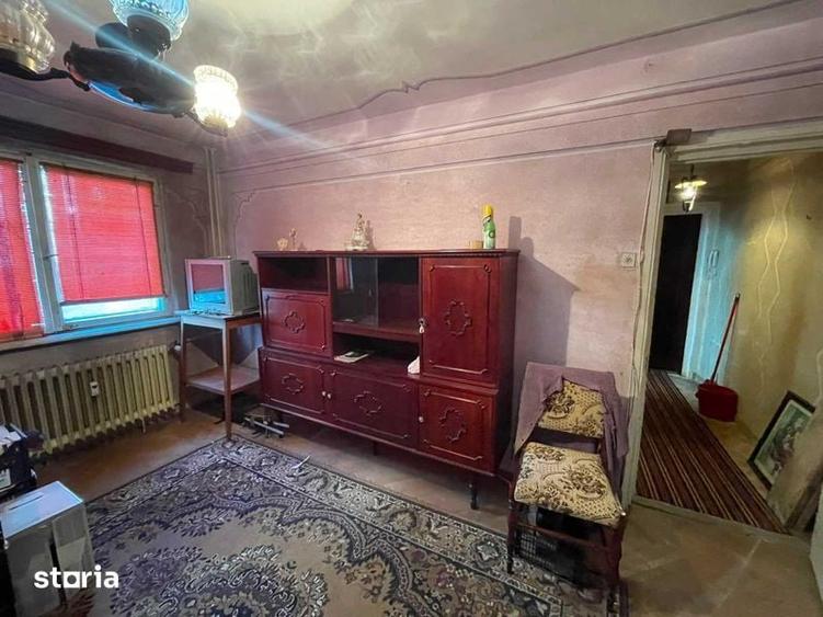Apartament cu 2 camere semidecomandat în Republicii