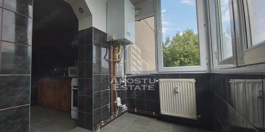 Apartament cu 2 camere decomandat în Central