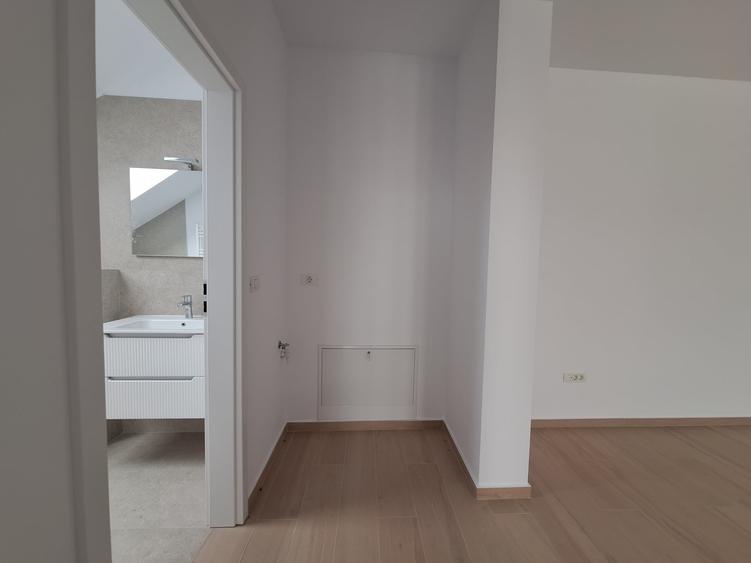 Apartament cu 2 camere semidecomandat în Freidorf