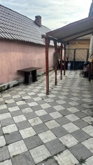 Casă cu Teren 214 Mp în Căstău