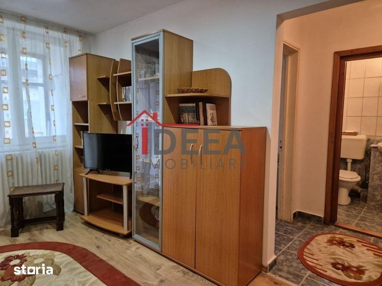 Apartament cu 2 camere semidecomandat în Mărăței