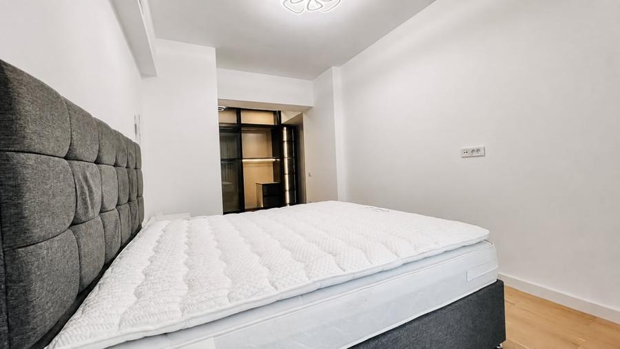 Apartament cu 4 camere, mobilat în Pipera