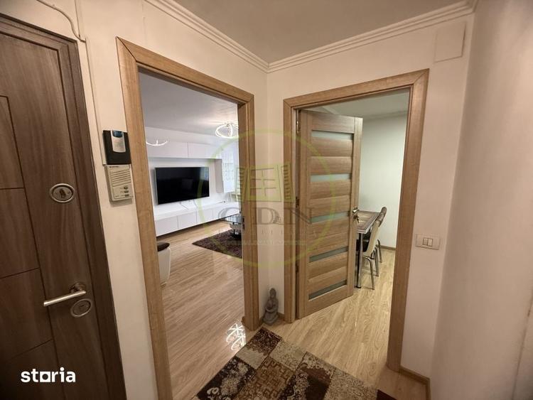 Apartament cu 3 camere decomandat, mobilat în Rovine