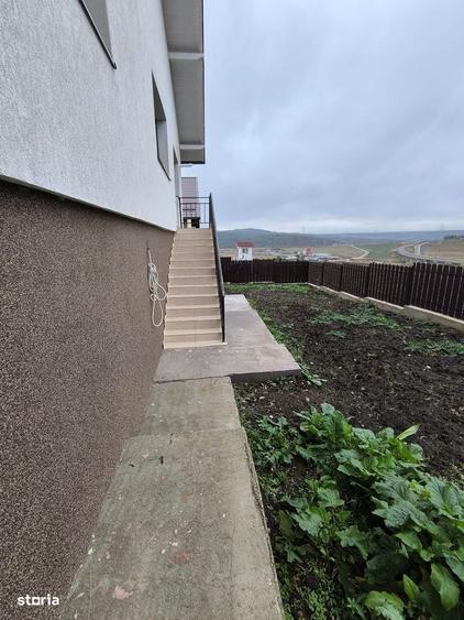 Casă cu 4 camere în Miroslava
