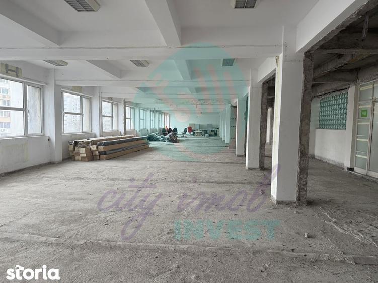 Spațiu comercial, de 500 mp, în Ștefan cel Mare
