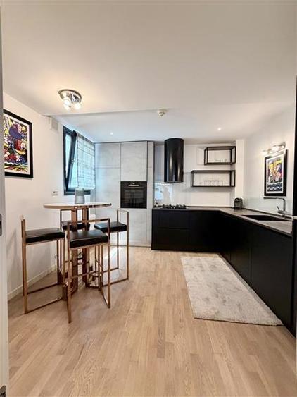 Apartament cu 3 camere decomandat, mobilat în Șoseaua Nordului