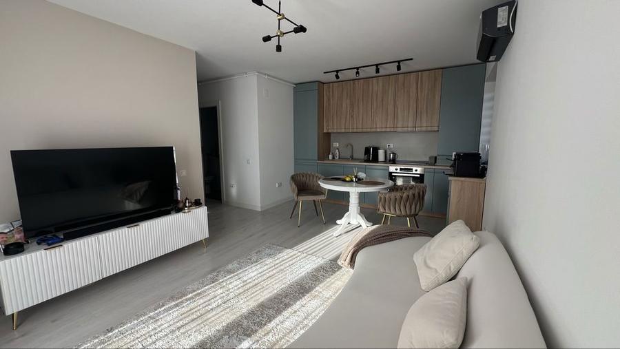 Apartament cu 2 camere în Colanu
