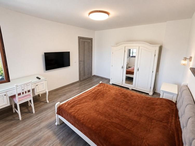 Apartament cu 2 camere decomandat în Străulești