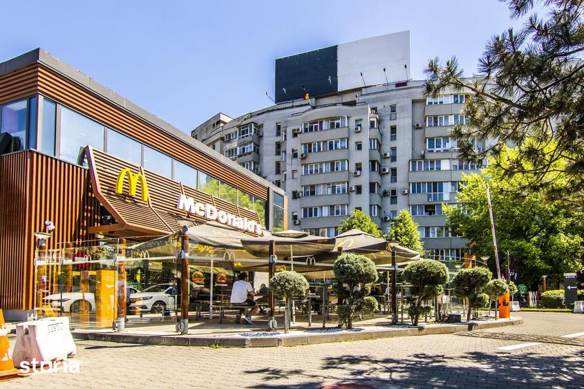 Apartament cu 3 camere decomandat în Dristor