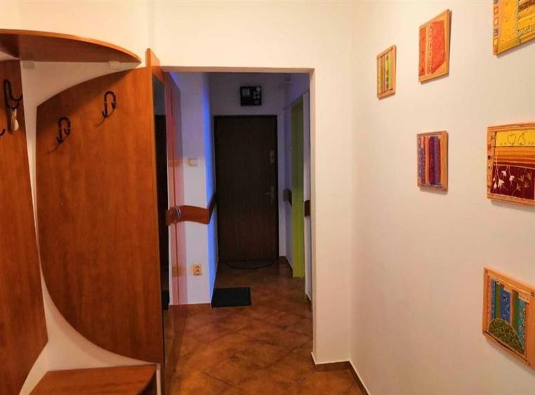 Apartament 2 camere Podu Ros-Socola - 1