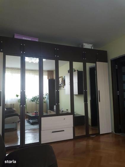 Apartament cu 2 camere în Baba Novac