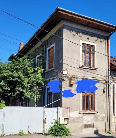 Casă cu 14 camere cu Canalizare în Parcul Carol