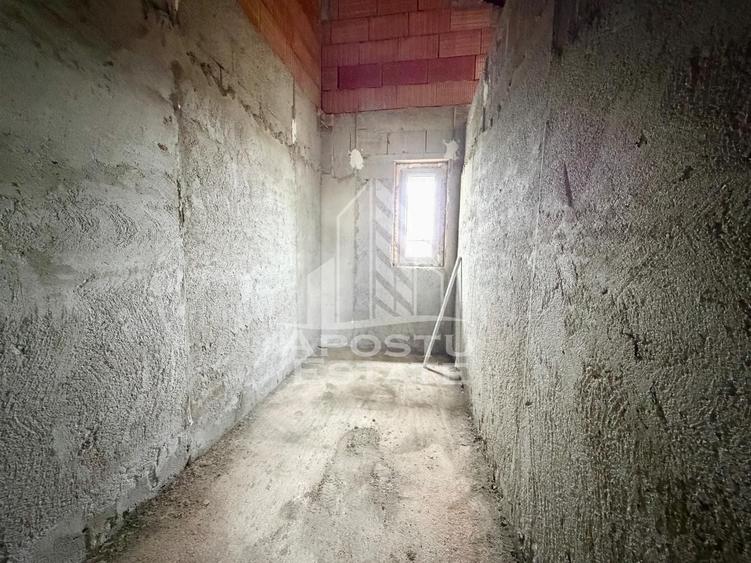 Casă individuală cu 4 camere cu Canalizare în Giarmata-Vii