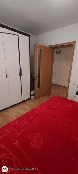 Casă cu 8 camere cu Canalizare în Faleza Nord
