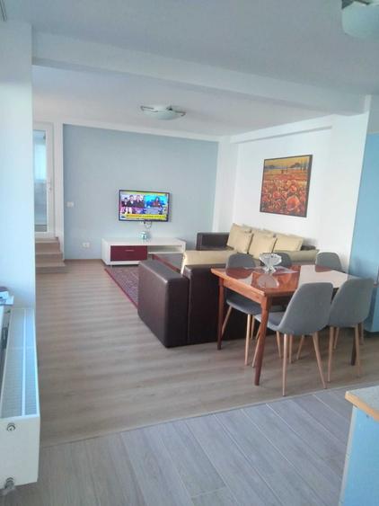 Casă cu 4 camere în Poiana