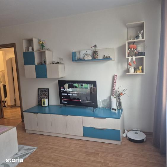Apartament cu 3 camere decomandat în Drumul Taberei