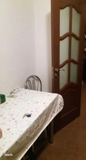 Apartament cu 3 camere decomandat, mobilat în Olimpia-Stadion