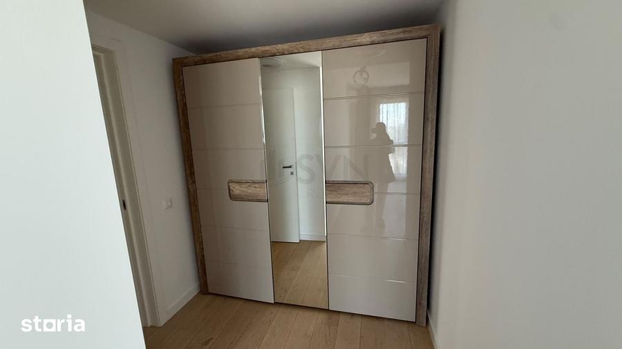 Apartament cu 4 camere decomandat în Pipera