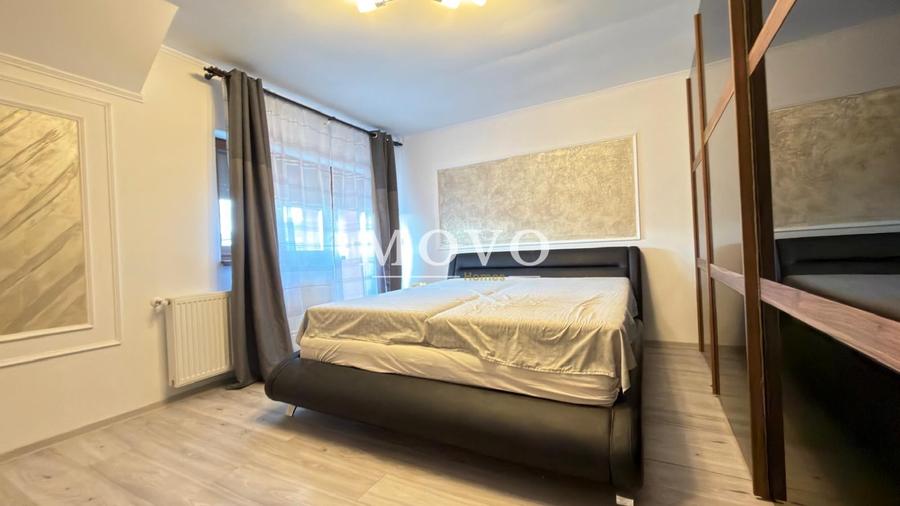Duplex cu 5 camere cu Canalizare în Dumbrăvița