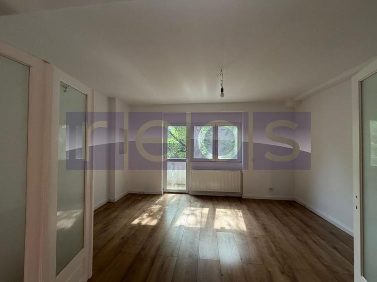 Apartament cu 4 camere, mobilat în Cișmigiu