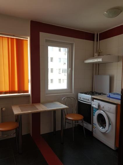 Garsonieră decomandată în Lujerului