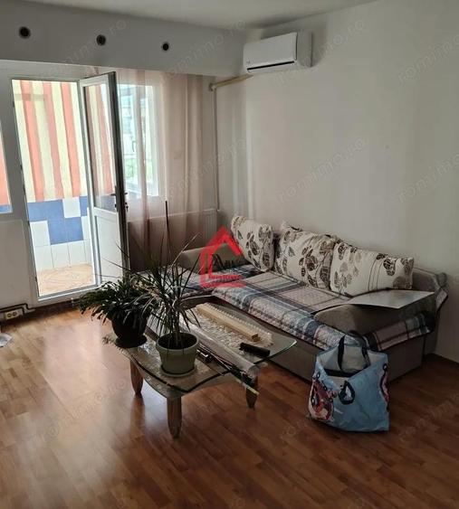 Apartament cu 2 camere semidecomandat, mobilat în Zimbru